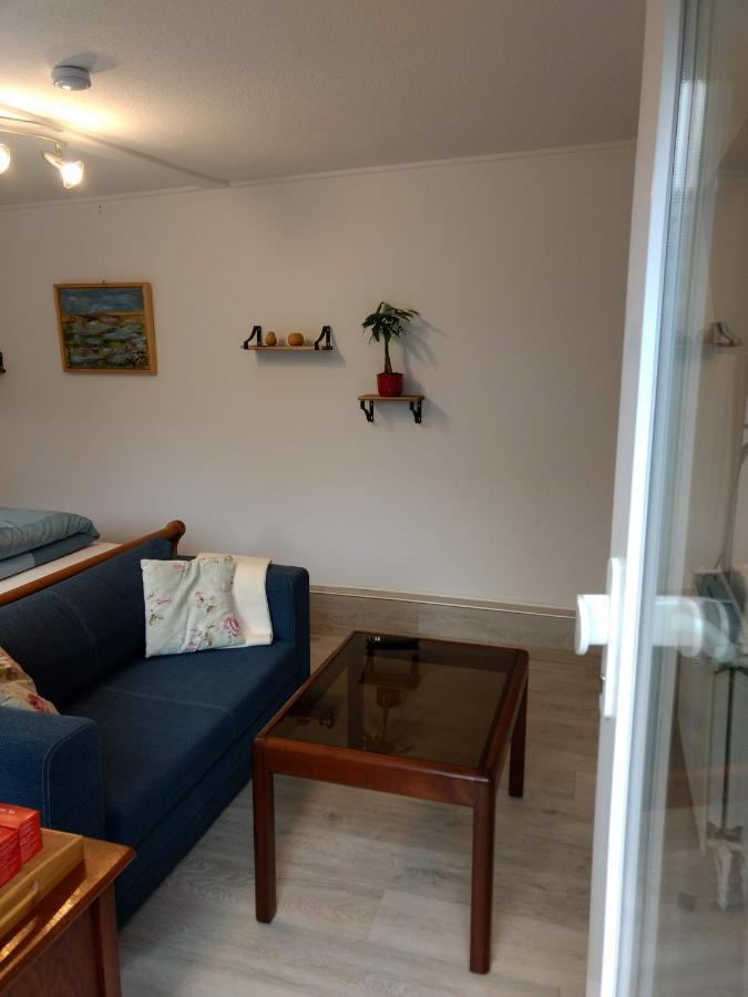 Ruhige, Gemuetliche 1-Zimmer Gartenwohnung Fuer 2 Erwachsene Любек Екстер'єр фото